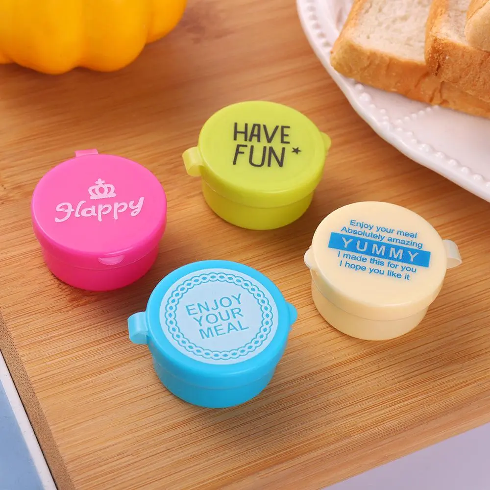 Portable Mini Plastic Seasoning Box, 4counts/set Mini Seasoning Jar with Lid, Seasoning Container Spices Containers for Cooking Home Outdoor Camping Picnic, Kitchen Utensils & Gadgets, Kitchenware