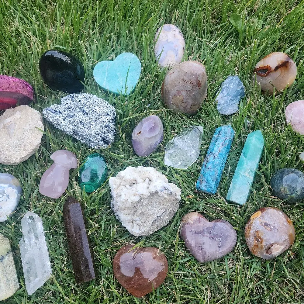 Pick your Own - Gemstone Decor - Assorted Natural Stone Display 1pc Pick your Own - Gemstone Decor - Assorted Natural Stone Display 1pc
