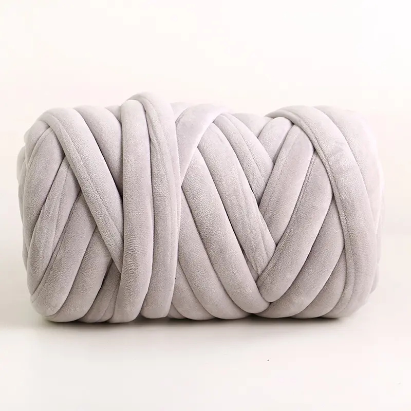 1Pc 250g Super Bulky Iceland Yarn, Flannel Tube Core Cotton Thick Yarn, Extra Chunky Hand Knitting & Crochet Yarn for DIY Cat Beds, Pillows, Blankets & Baby Anti-Collision Projects, Knitting Supplies, Soft Warm Durable Safe Material, Handmade Crafts