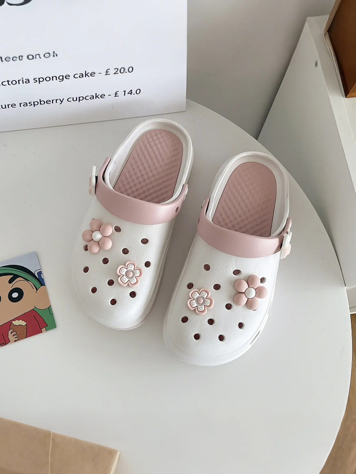 Women's Cute Cartoon Charms Clogs, Casual Comfortable Breathable Platform Non-slip Garden Clogs, Fashionable Shoes for Indoor & Outdoor Wear Slipper Shoes Non Slip Slippers