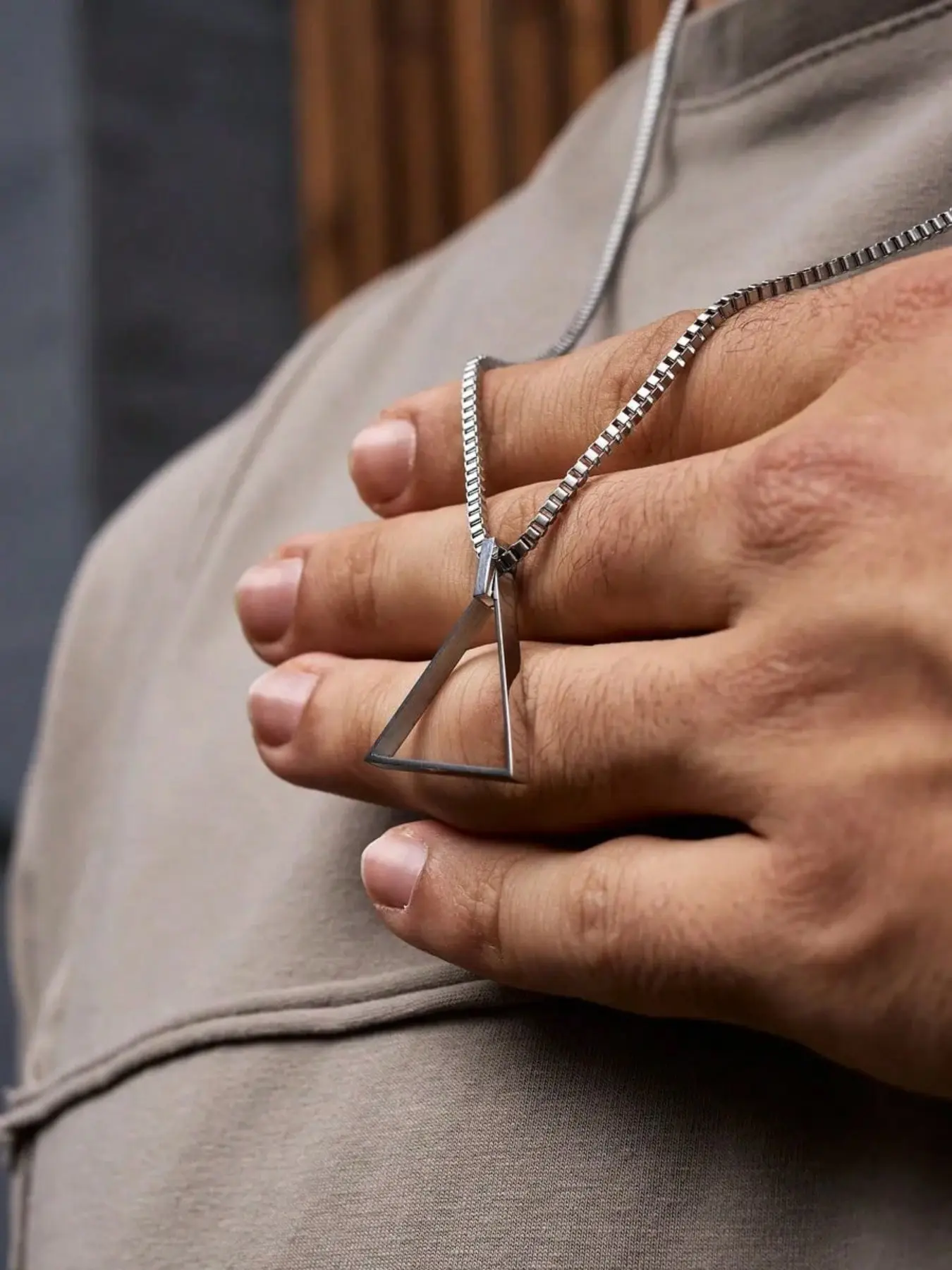 Men's Classic Stainless Steel Triangle Pendant Necklace, Plain Pattern, Casual Daily Wear, Best Christmas New Year Gift, All Seasons Jewelry