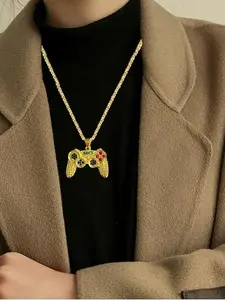 Game Controller Pendant Necklace, Fashion Chain Print Stainless Steel Chain, Unisex Design Unique Gift for Gamers, Perfect for Special Occasions, Accessory