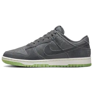 Nike Dunk PRM Halloween Men's Low-Top Sneakers with Suede and Leather in Gray-Green Verifiable, with credentials and supporting global authentication