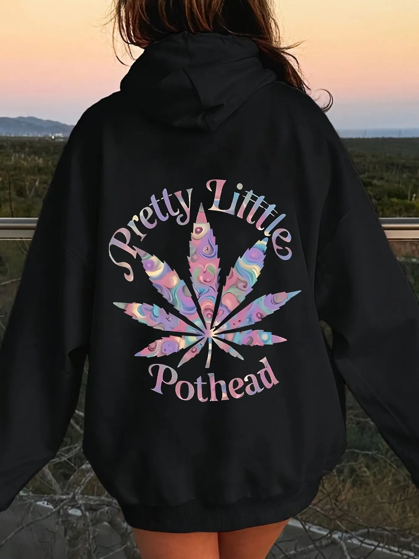 Autumn Winter Pretty Little Pothead Leaf Print Hoodie, Casual Long Sleeve Drawstring Women's Hooded Sweatshirt, Fitted Letter Pattern, Graphic Pullover, Womenswear