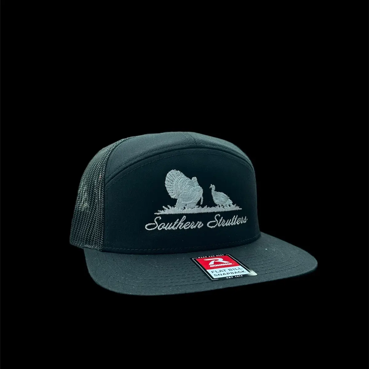 7panel black white, gold logo