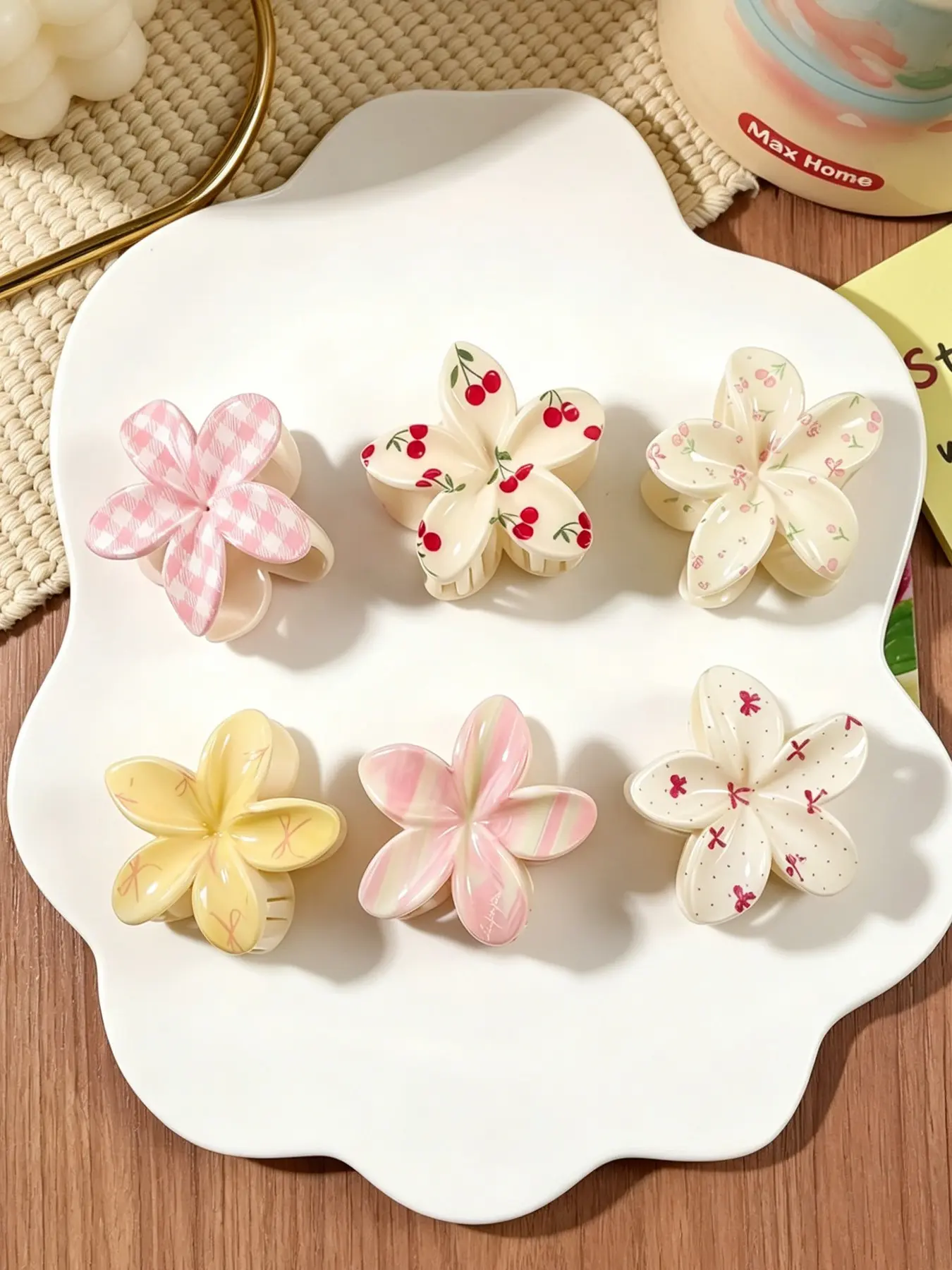 6pcs Cream Egg Flower Floral Decorative Hair Clips for Women Simple Fresh Style Daily Use Suitable for Bun clip claw Hairstyles Elegant Hair Accessories