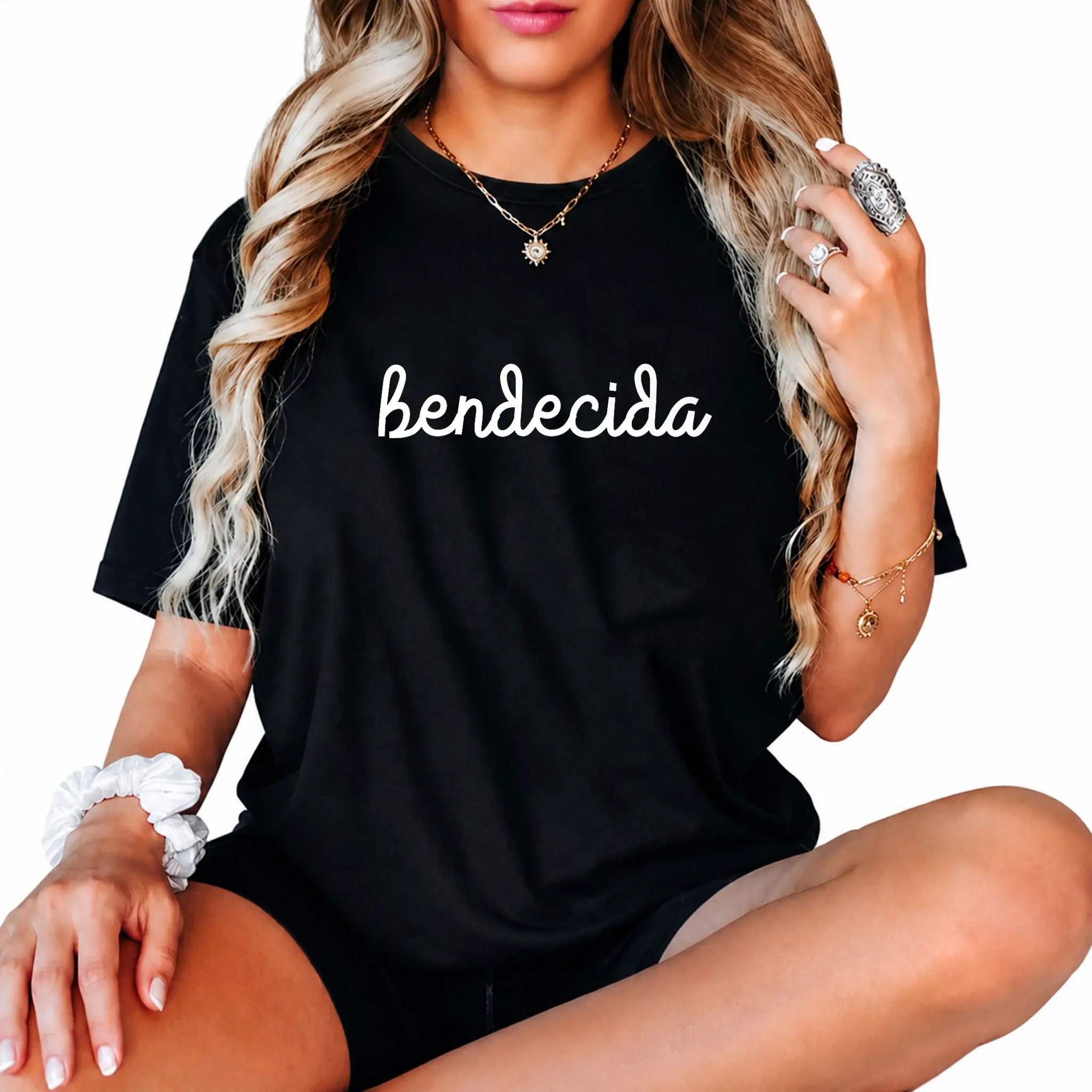 Women's Casual Graphic Top with Bendecida Print, Vintage 100% Cotton for Everyday Wear, Spanish Christian Faith Gift, Tops