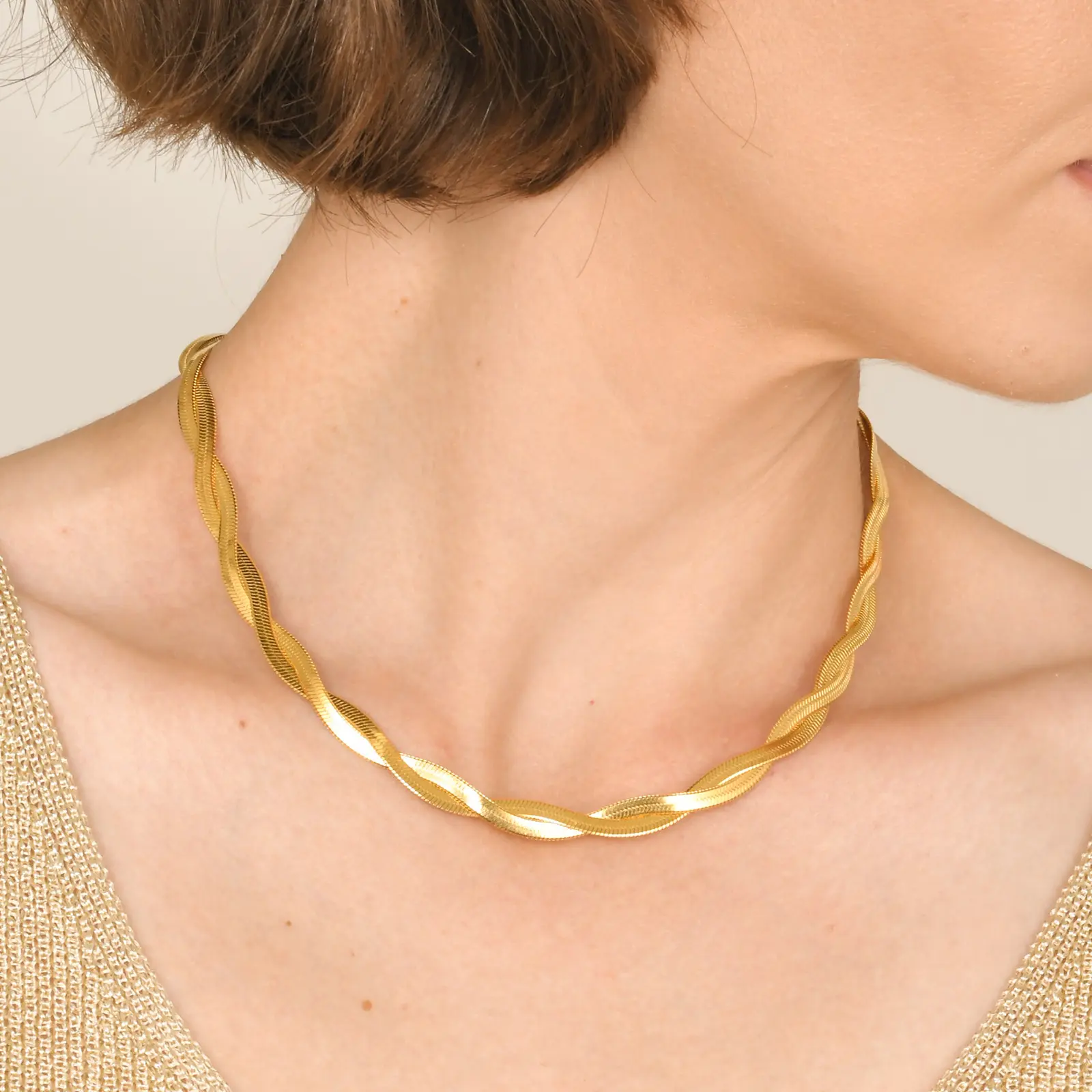 Stainless Steel Herringbone Choker for Women, Vintage Twisted Link Chain, Elegant Minimalist Jewelry for Daily Casual Wear, Stainless Steel Jewelry, Twisted Herringbone, Without Pendant, Everyday Use, Female Jewelry