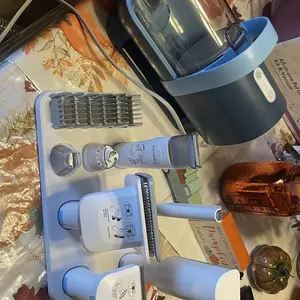 Product Review of Homeika Dog Grooming Vacuum Kit - 3L Vacuum with 7 Tools, Low Noise Electric Clipper and Brush for Pet Shedding at Home from S**️