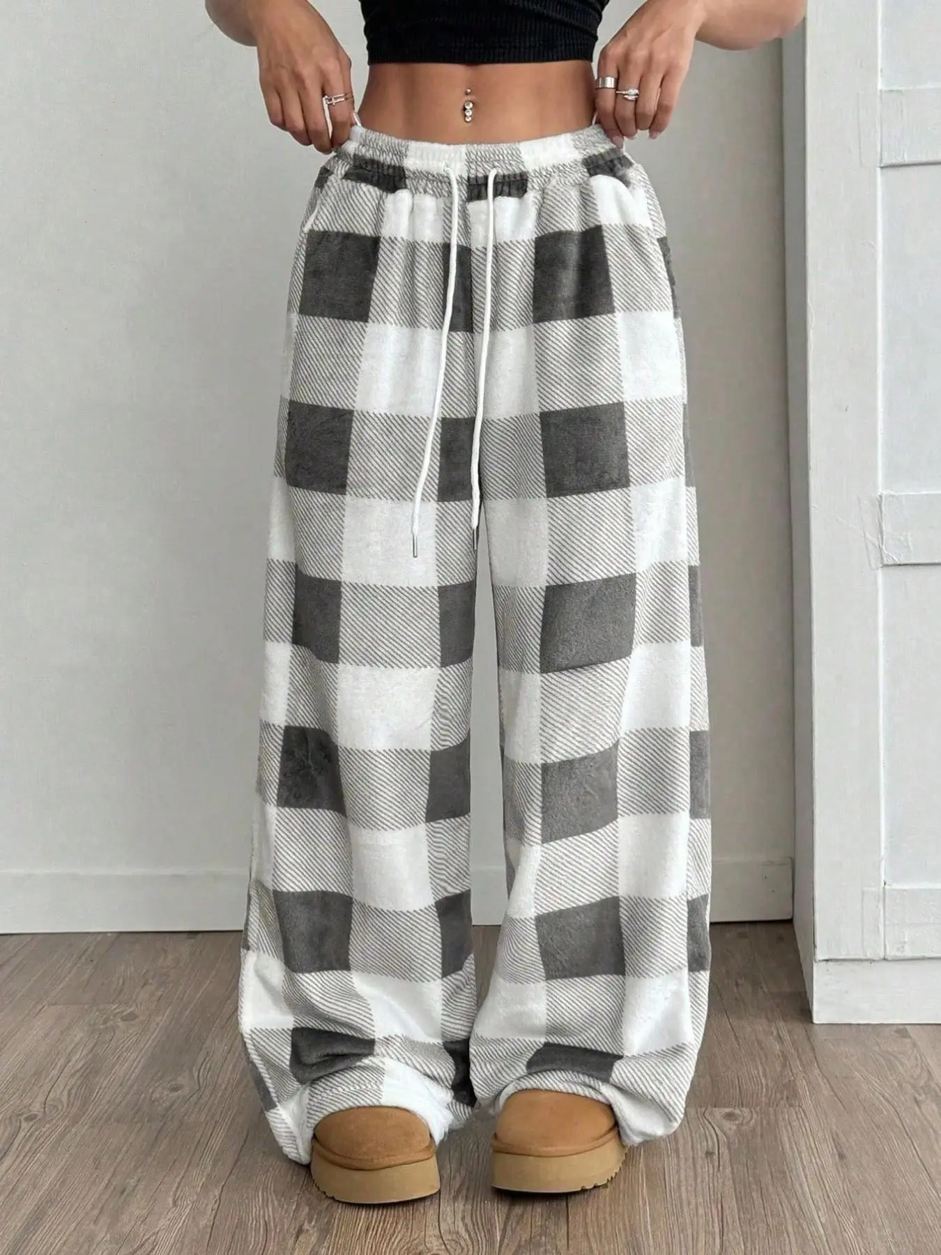 TikTokMadeMeBuyIt Buffalo Check Plaid Fleece Wide Leg Baggy Sweatpants, Bottoms, Cozy Loungewear Y2K Streetwear 90sRevival, Vintage SoftGirl Oversized, Adjustable Drawstring Elastic Waist Comfy Casual Trousers for Women Lounge & Street Style