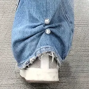 2pcs Pearl Jeans Ankle Clips, Chest Anti-Light Needles, Anti-Stepping Slippers Buckle, Adjustable Pant Length, Practical Accessory Set