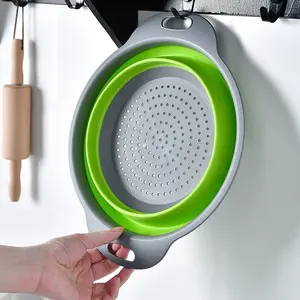 Green Foldable Draining Basket, Collapsible Colander for Fruit Veggie Washing, Quick Drain Kitchen Strainer with Holes for Berry Lettuce – For Women Men Small Kitchen Travel Gift