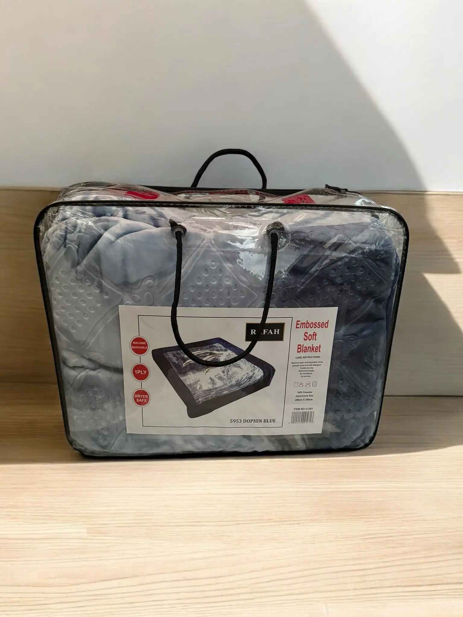 elpantera Embellished Embroidery Dolphin Print RAFAH Bedding Quilt - 1-Ply Queen Size Blanket, 3kg Weight, Machine Washable, Embellished Look