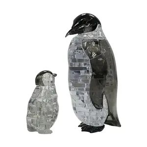 3D Crystal Puzzle - Penguin and Baby: 43 Pcs