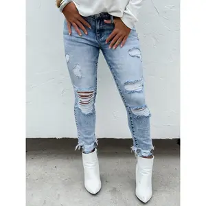 BILLIE LIGHT WASH DISTRESSED SKINNY JEANS