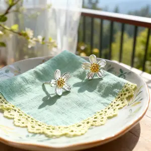 Daisy Flower Stud Earrings! Trendy All-match Women's & Girls' Birthday Gift Jewelry