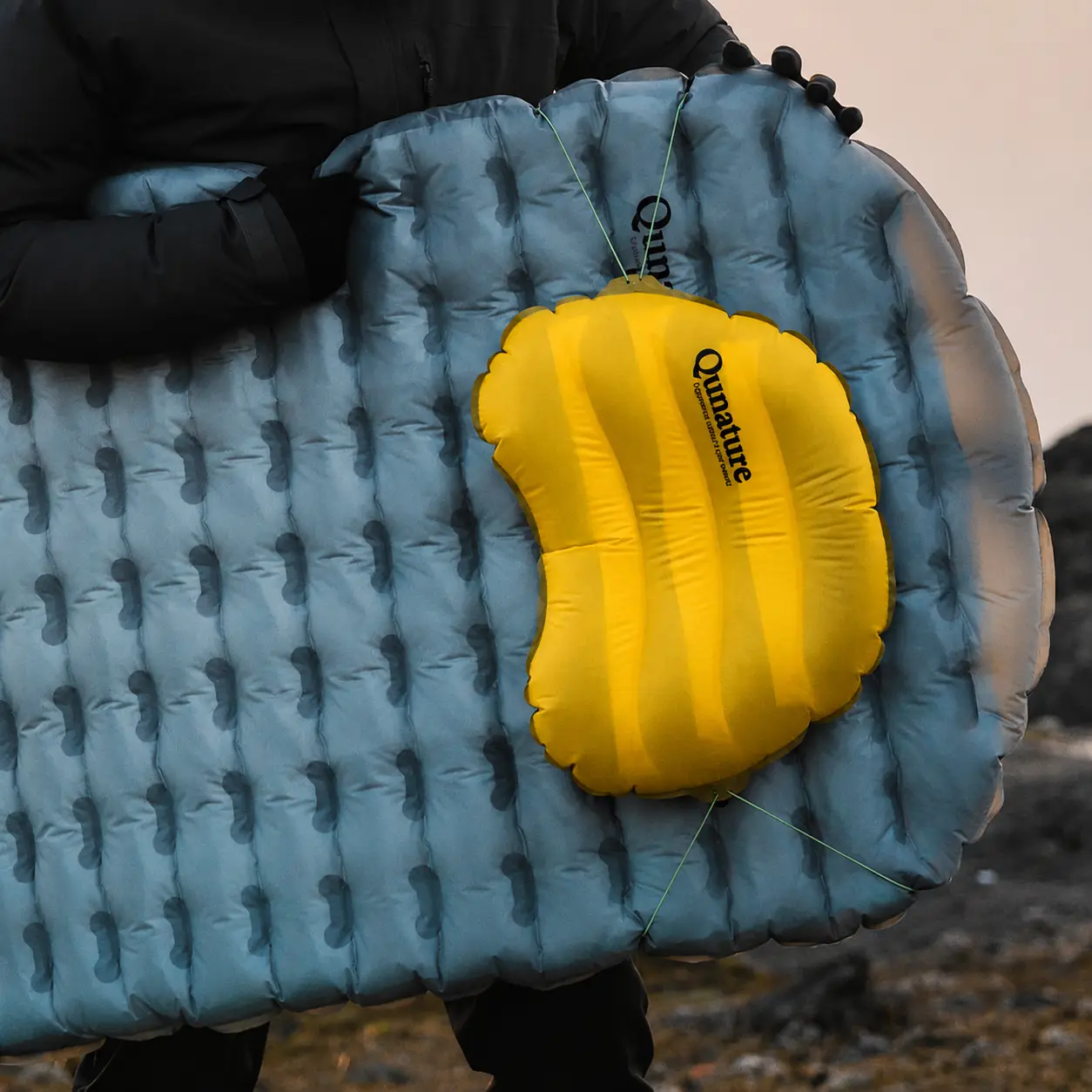 Qunature Inflatable Camping Pillow & Air Cloud Ultralight Sleeping Pad (Ultralight Pad) for Hiking, Outdoor Camping, Functional, Multi-Size