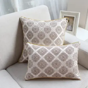 Chenille jacquard throw pillow Chenille jacquard throw pillow