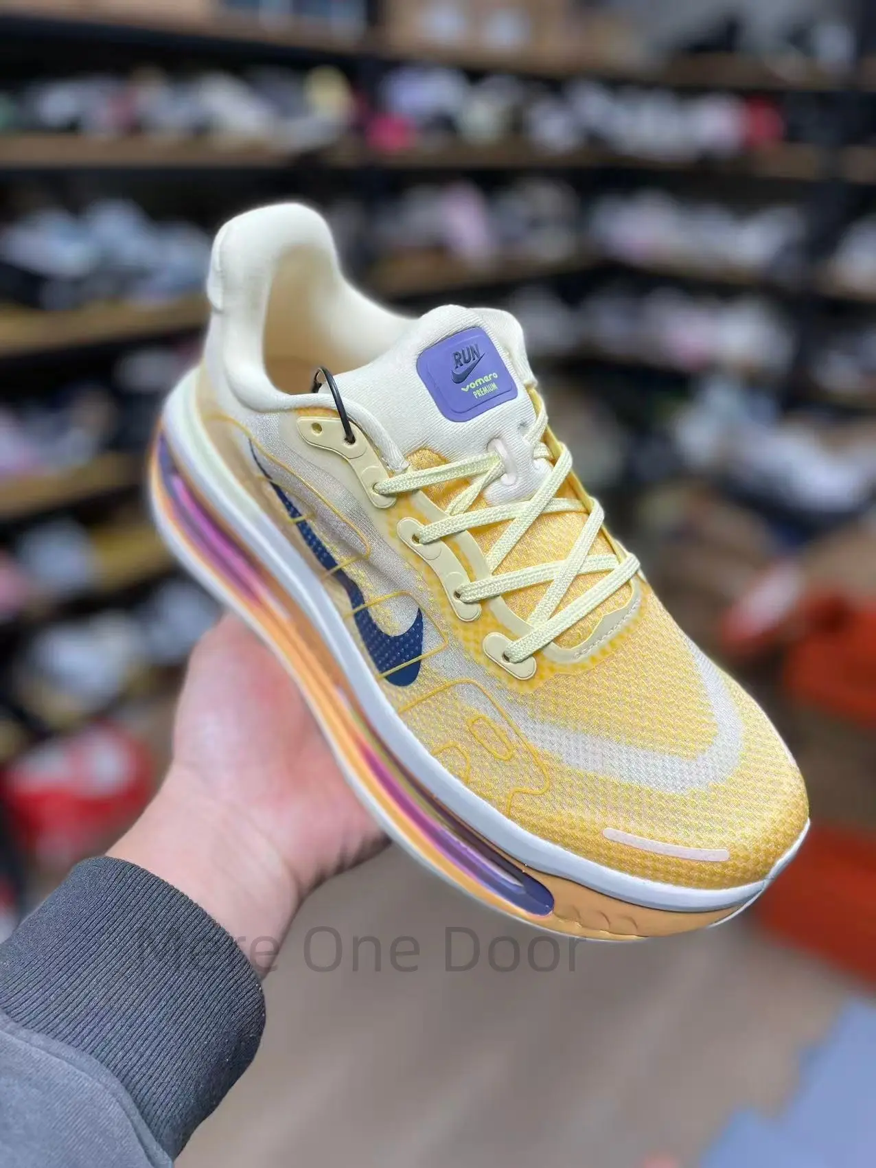 Gradient Yellow Transparent Mesh Workout Shoes Full Clear Multi Tone Air Cushion Foam Sole Long Distance Jogging Trainers For Men Women