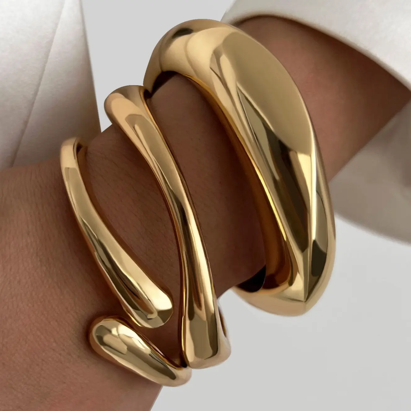 Women's 17KM Chunky 14K Gold Plated Elegant Jewelry Bracelet Set - Stackable Arm Cuff & Bangle, Everyday Wear, Gold Aesthetic Costume Jewelry for Women, Womens Gifts