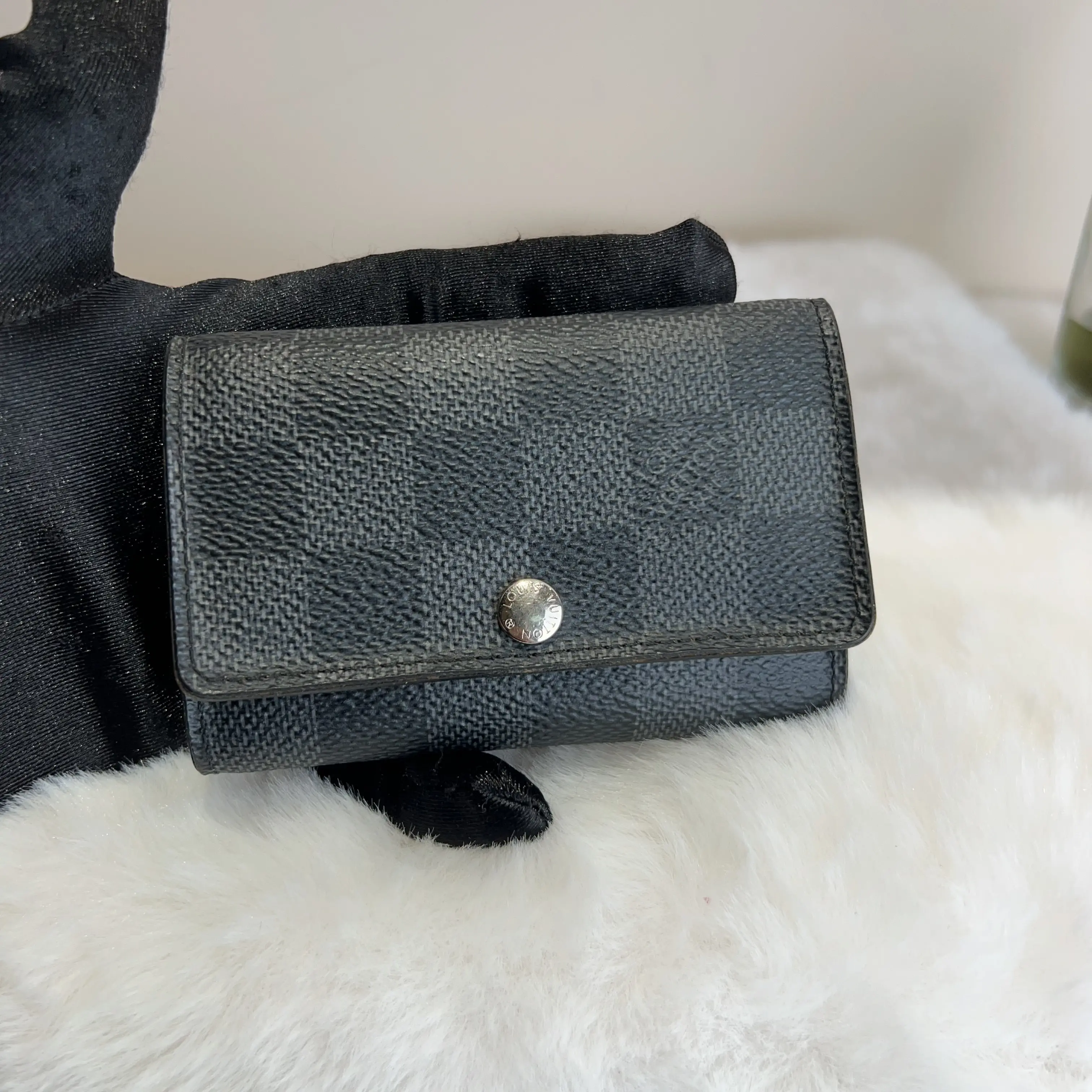 Pre-owned Louis Vuitton LV black checkerboard keychain wallet