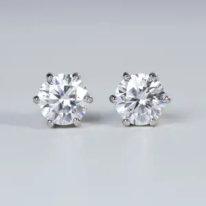Round Solitaire Stud Earrings - 6 Prongs