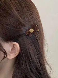 Cute Bear Hair Clip for Women, New Side Snap Hair Accessory, Versatile Hair Claw Clips, Perfect for School Daily Use, Super Cute Clips