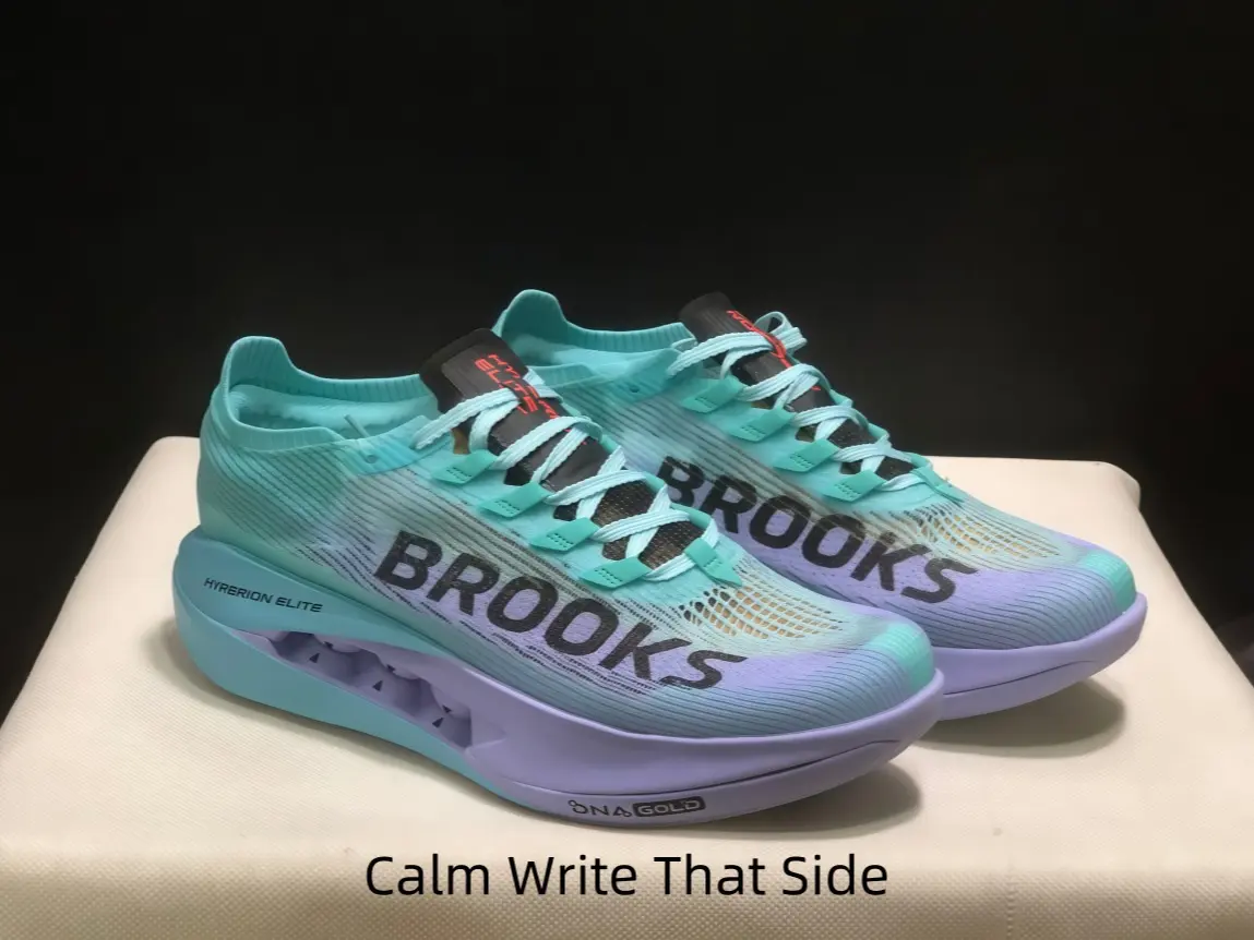 Turquoise Lavender Gradient Carbon Plate Racing Sneakers, Ultra-Thin Breathable Mesh Upper, Hollow Groove Propulsion Midsole Elite Marathon Competition Footwear