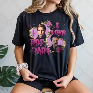 Vintage Twilight Saga T-shirt, I Love Hot Dads Charlie Swan Carlisle Cullen T-Shirt