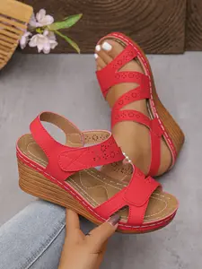 Women's Soft Sole Sandals, Anti-Slip Wear-Resistant Walking Shoes, Comfortable Casual Footwear for Shopping and Strolling