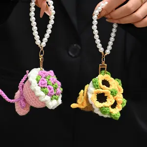Mothers Day Gift, Mom Gifts - Creative Mini Knitted Bouquet Keychain, Hand-Woven Wool Rose Charm for Camping & Hiking Hammock Enthusiasts