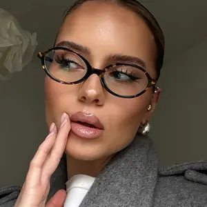Women's Small Oval Unisex Fashionable Glasses - Simple Elegant Non-Decorative Classic Frames, Lightweight Materials, for Everyday & Formal Settings, Stylish Fashion Accessory for Trendy Women
