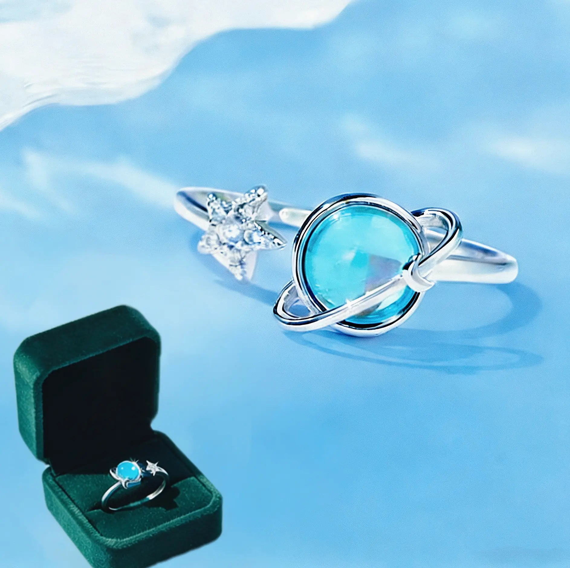 Star & Moon Rotatable Ring for Daughter with Elegant Flannel Gift Box, Anxiety Relief Fidget Ring for Daily Wearing, Exquisite Fashion Accessory Suitable for Various Outfits, Heart-warming Gift for Daughter Chic Emerald Ring Statement Rings, SummerVibes