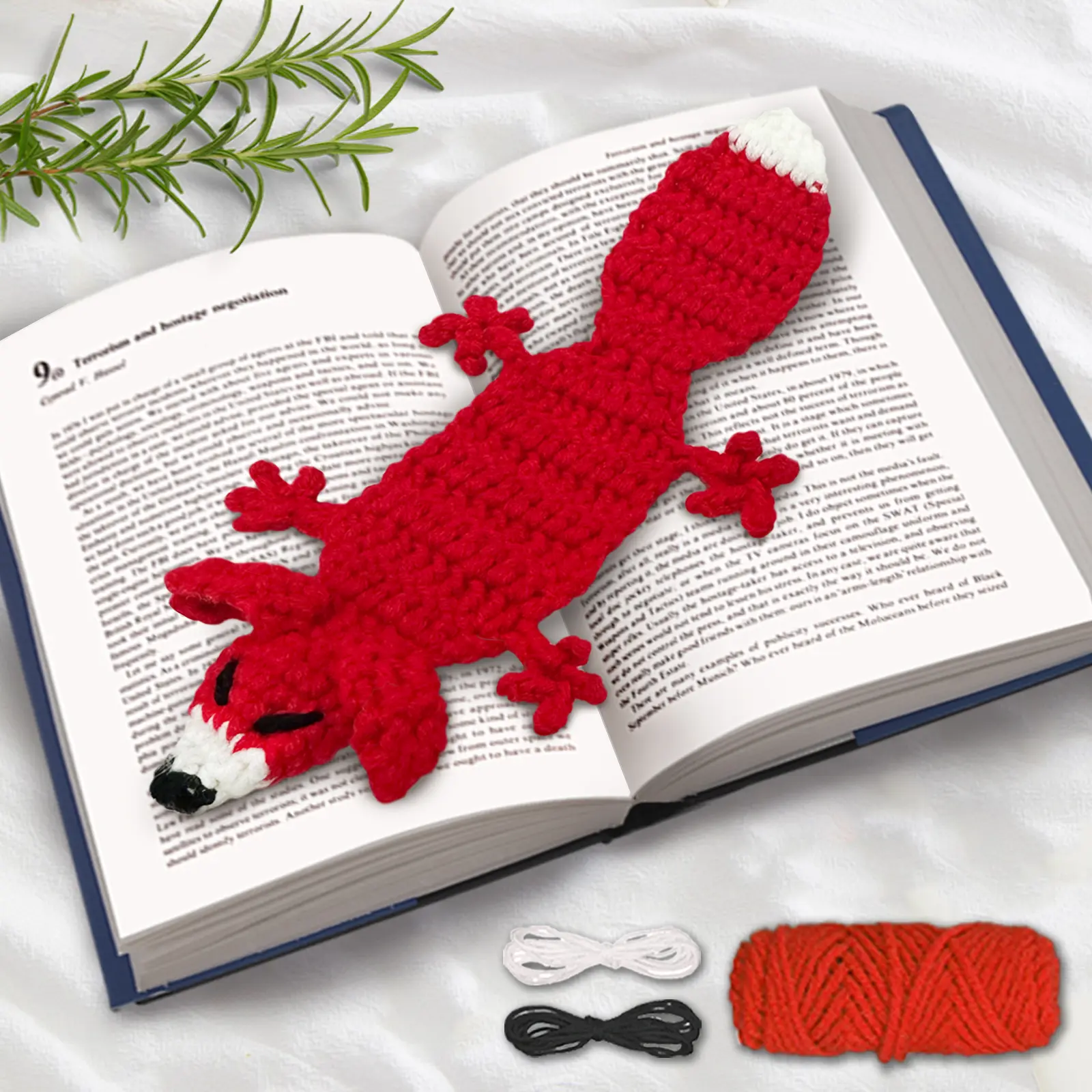 YAMAXIN Animal Bookmark Crochet Kit, Complete Set with Hook, Instructions Manual, Detailed Tutorial Video, Random Accessory Colors
