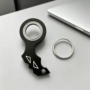Stainless Steel Karambit Spinner Keychain, Smooth Spin EDC Fidget Toy, Stress Relief Anti-Boredom Key Holder for Mens Daily Carry