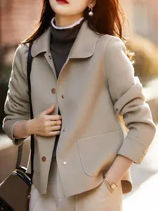 Women's Elegant Woven Long Sleeve Coat Outerwear, High-Quality Short Overcoat for Spring & Fall, Fitted Design with Pocket Detail