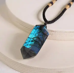 Natural Labradorite Crystal Point Pendant Necklace Healing Women Men Amulet Gift