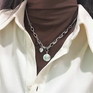 Vintage hip-hop style necklace, versatile ins niche design with heart pendant, high-end sweater chain accessory
