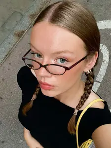 Women's Narrow Frame Oval Glasses, Ultra-Light Design, Lightweight Eyeglasses, Fashion Eyeglasses, Comfortable No-Pressure, Transparent Lenses, PC Material, Bohemian Style, Perfect for Clothing Matches