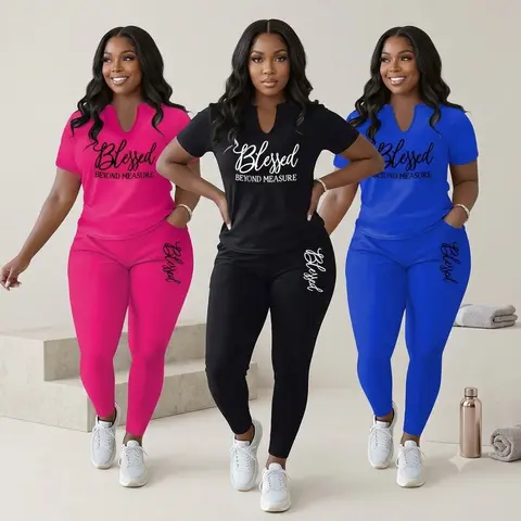 Women's Plus Size Light 2-Piece Matching Print Clothing Set - V-Neck Short Sleeve Top, Flattering Fabric-Fit Leggings for Casual Beach Lounging