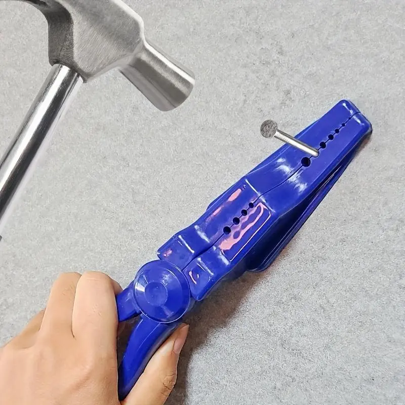 1pc Hammer-friendly Plier, Plastic Clamp, Handy Assistant Clipper With Nail Screw Locating Feature, Safe To Guard Against Finger Smashing And Slip Joint Plier For Household Tools