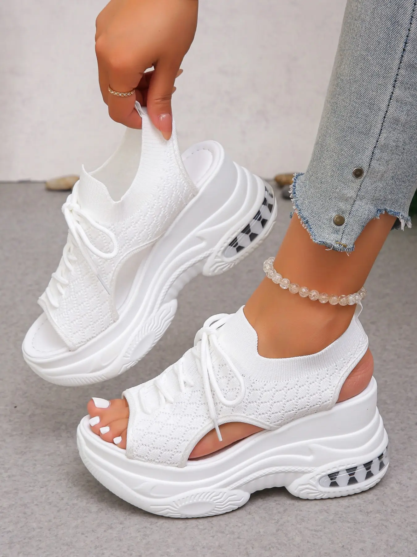 Lightweight Flyknit Sports Sandals, Multiple Colors Available, Perfect for Active Summer Style, Comfortable and Stylish Footwear