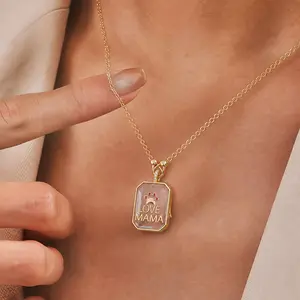 Floating Locket Necklace Set for Women – DIY Glass Locket Pendant with 8 Charms, Personalized Mother’s Day Gift for Mom, Wife & Girlfriend