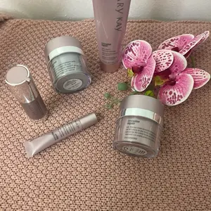 Mary Kay Sweet Pair Day Set - Includes Sunscreen & Night Cream with Retinol for Skin Care Routine - Perfect for Daily Skincare with BroadSpectrum SPF 30 Protection & Retinol Night Treatment