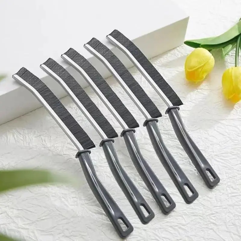 crevices cleaning brushes, slender flat arcshaped brushes, suitable for narrow gaps, deepcrevices and small Spaces. Durable and highlyelastic material, easy to clean, no residue, kitchenand bathroom cleaning tools