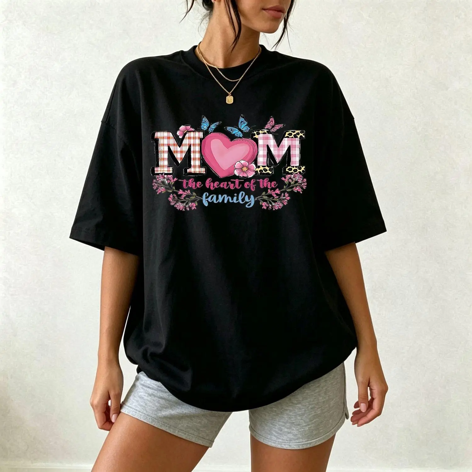 Pink Bow And Floral Butterfly Women's T-Shirts A Soft Round-Neck Shirt Suitable For Occasions Like Mother'S Day Father'S Day Easter Valentine'S Day Anniversaries And Gifts