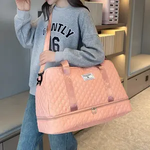 Lightweight Large Capacity Duffel Bag, Stylish Argyle Pattern with Separate Shoe Compartment, Perfect Carry-On Luggage for Travelers on Weekend Getaways and Business Trips