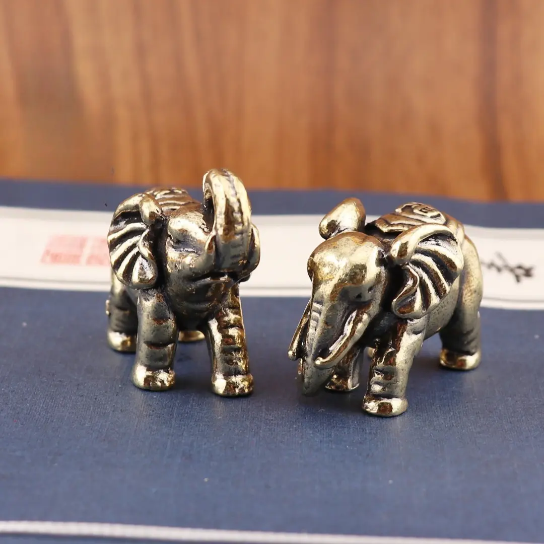 Handmade Hippo Tea Pet Figurine, Small Collectible Animal Statue, Decorative Desktop Handicraft Ornament, Figurines, Ornaments