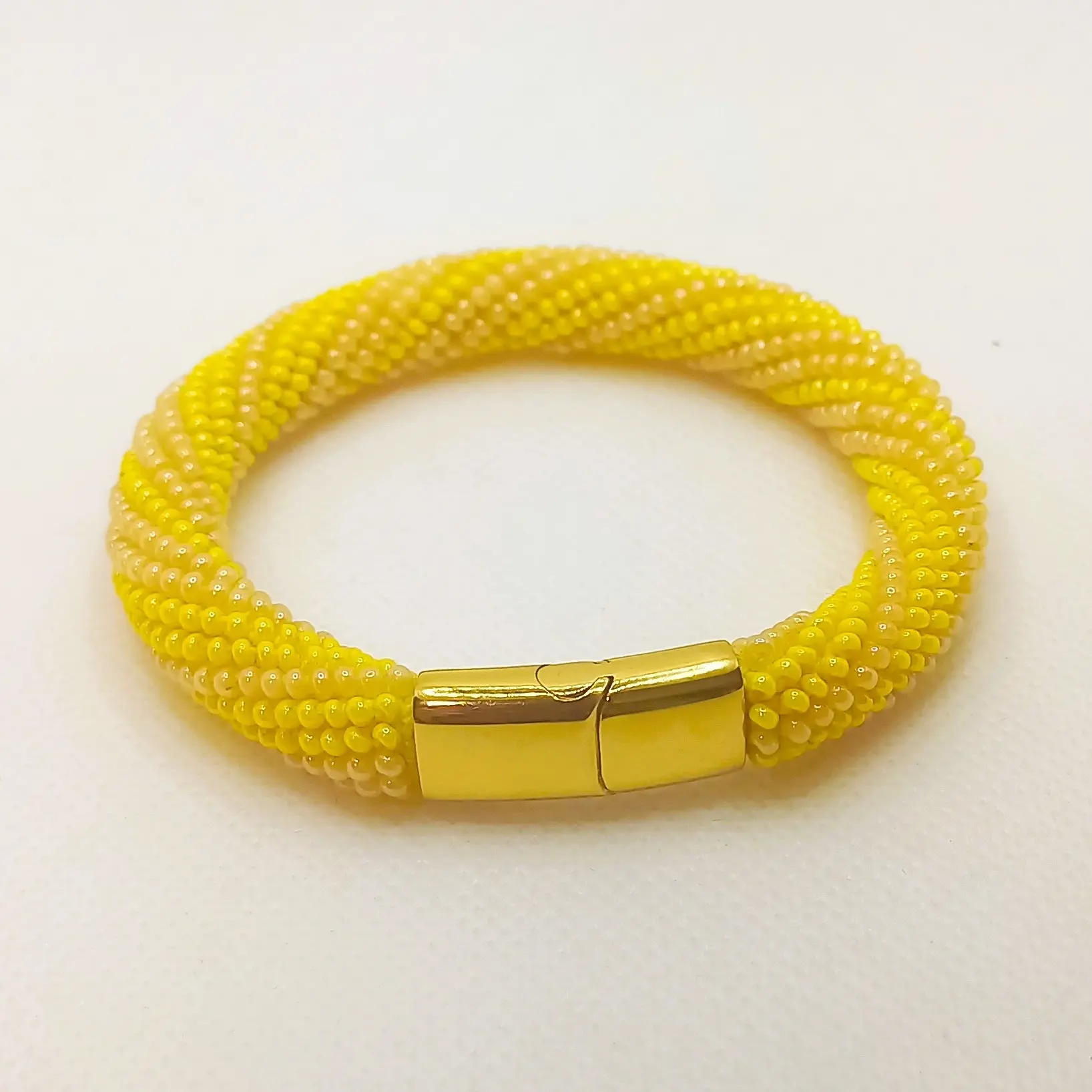 Ilde de Oshun Beaded Crochet Bracelet with Czech Beads and Stainless Steel Magnetic Closure for Stylish Security