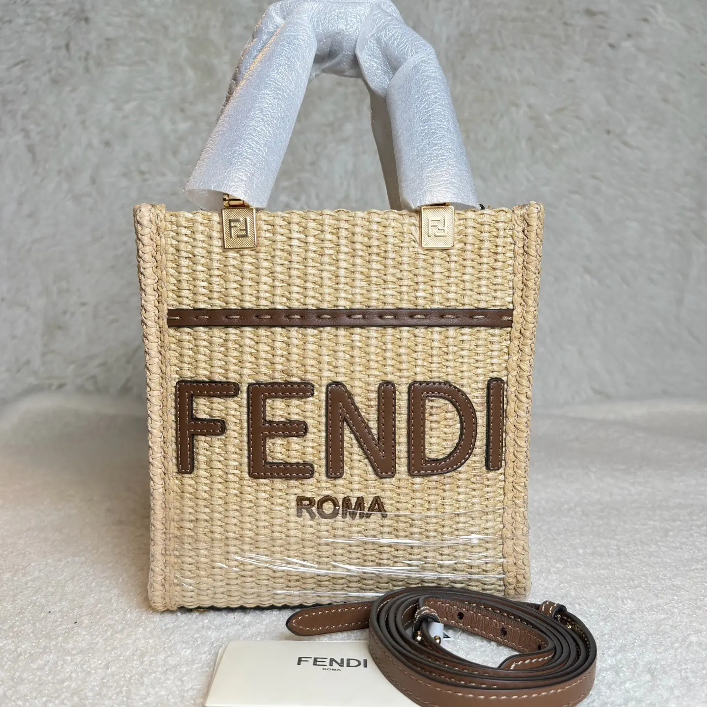 Pre-owned FENDI Baguette Phone Pouch 11515625hd